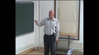 Prof. Javier Jimenez | Comparison between turbulent boundary layers and channels from direct......