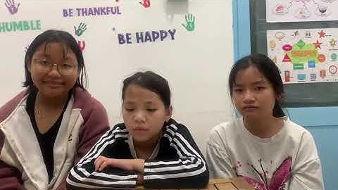 Tiếng Anh Giao Tiếp Phan Thiết: Hani, Nila and Hana practice talking about Christmas