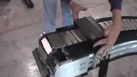 Accumulating Pallet Conveyor