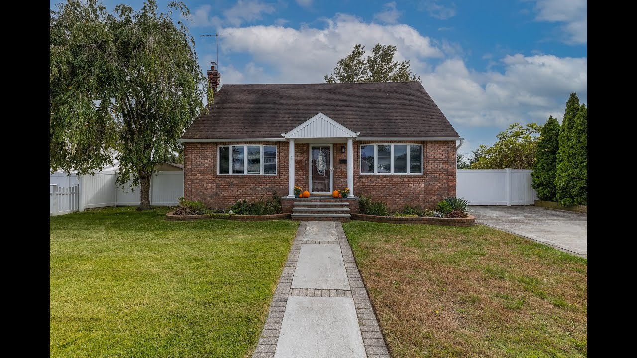 4018 Old Post Road, Seaford New York YouTube