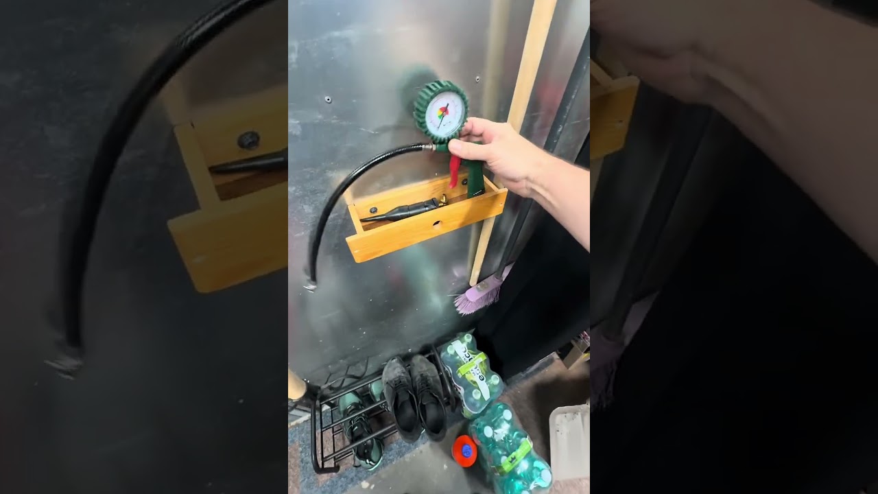 Реконструкция гаража.Продолжение.Полочка...