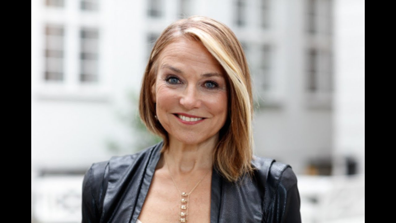 Relationship expert Esther Perel explains why couples fight on Scandinavian talk show, Skavlan