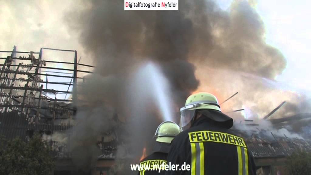 Großfeuer in Fuhlendorf Kreis Segeberg - Bauernhof brennt nieder (14.09.2014)