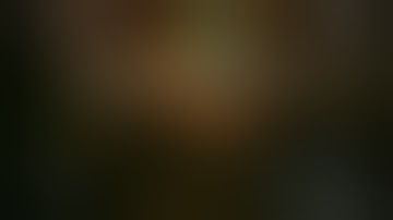 Find rockstocks crate with photos dead trigger