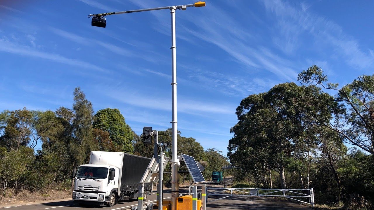 Queensland rolls out mobile phone and seatbelt detector cameras around