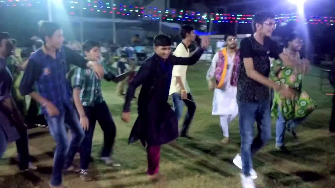 Garba step :- be tali