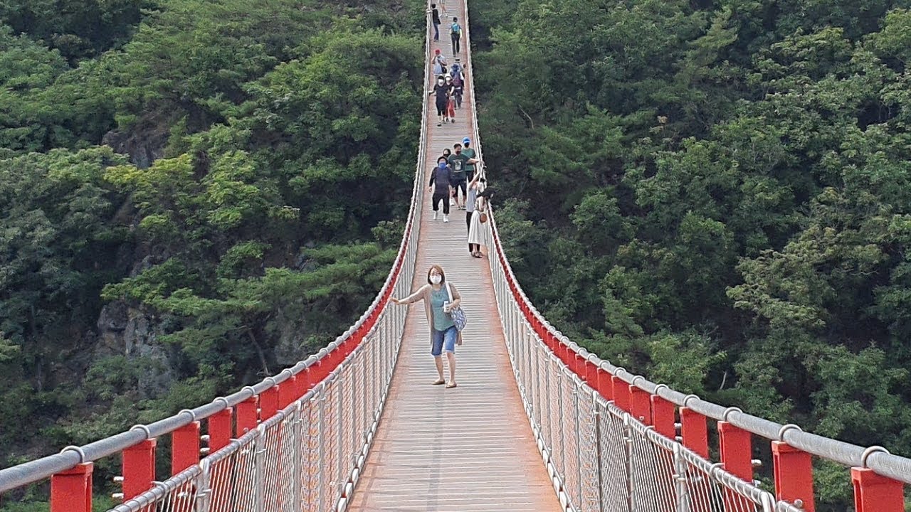 THE GAMAKSAN SUSPENSION BRIDGE KOREA YouTube