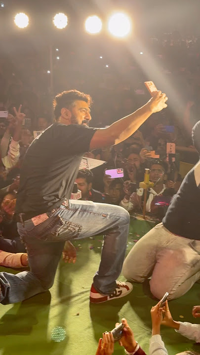 Dev taking selfie with Fans ❤️✨ #video #song #khadan #trending #ytshorts