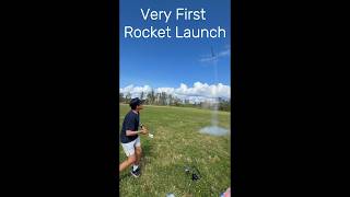 Launching the Amazon Estes Model Rocket for the First Time...