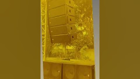 Loud & clear. Beta3 Dual 12" Line Array- TLA121 with Dual 18" powerful Sub Sigma J218. DJ set up