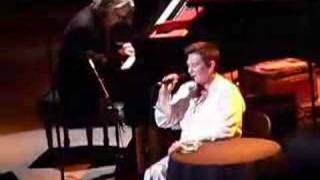 Video voorbeeld van "Three Cigarettes in an Ashtray - k.d. lang"