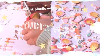 How I make SHRINK PLASTIC EARRINGS, imposter syndrome, shop update fail, new books / STUDIO VLOG