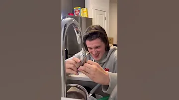 TESTING A VIRAL FROZEN BALLOON HACK Shorts 