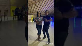 Bailando con Alumna Alejandra jimenez (Reynosa) EVD 300 2022