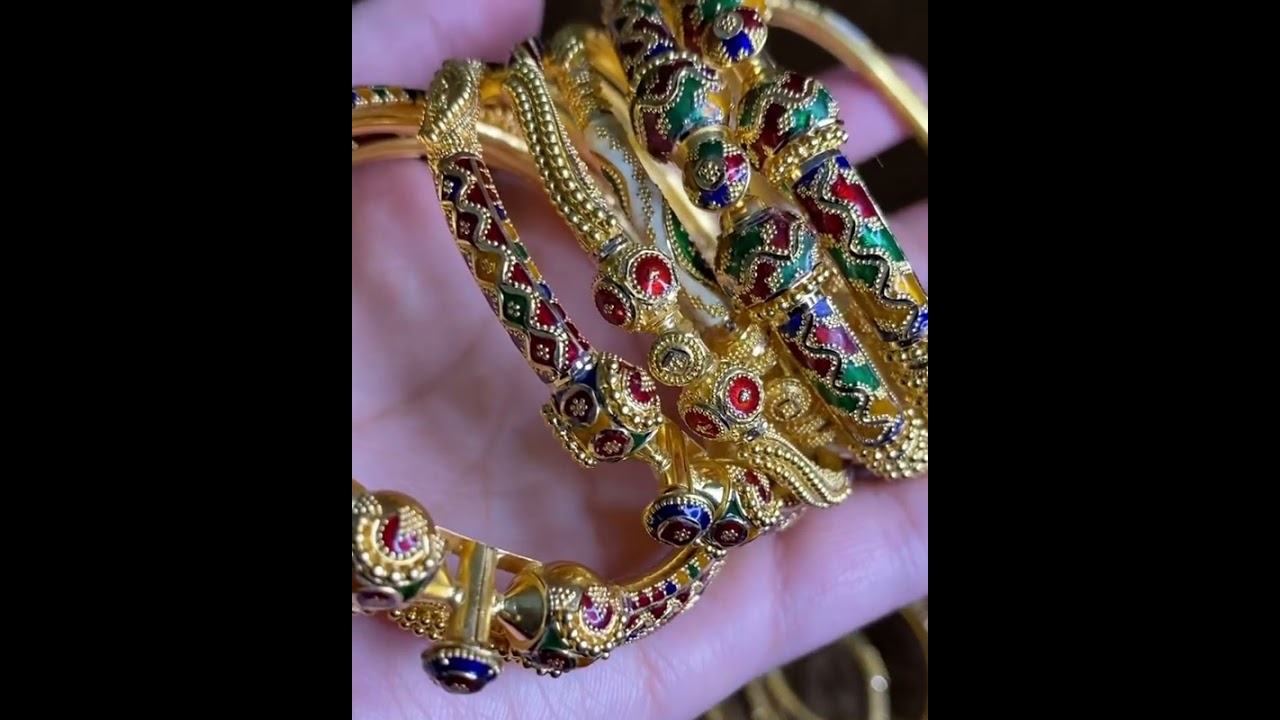أساور هندية ملونة فخمة بأشكال مختلفة عيار21 ذهب كويتى - YouTube
