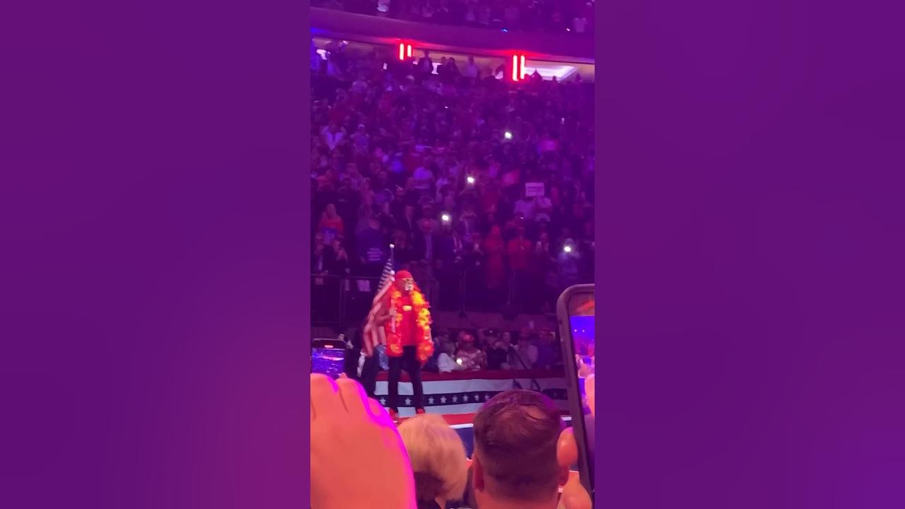 HULK HOGAN at TRUMP MSG RALLY! Surprise Appearance! NYC New York