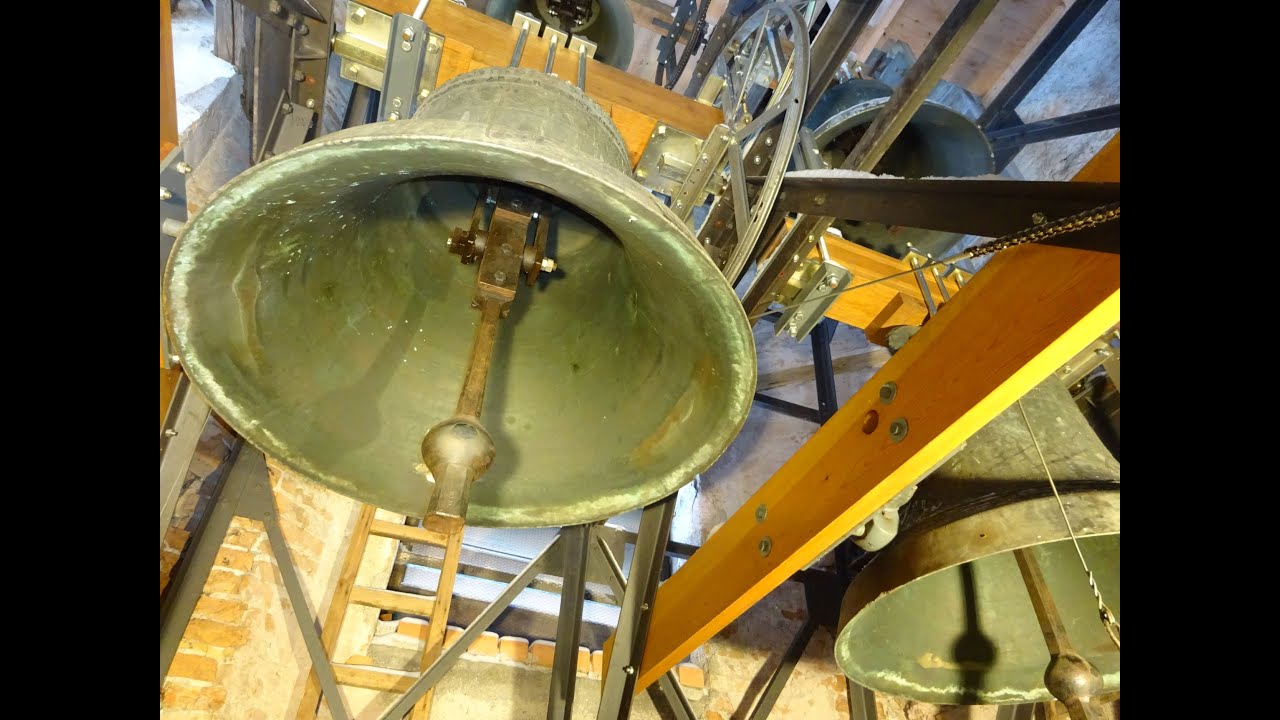 Vilgertshofen die Glocken der Wallfahrtskirche Zur schmerzhaften Muttergottes