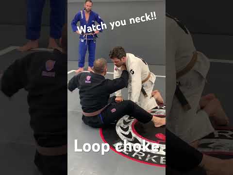 Watch your neck, loop choke technique. #bjj   #BrazilianJiuJitsu #JiuJitsuLife   #bjjcommunity