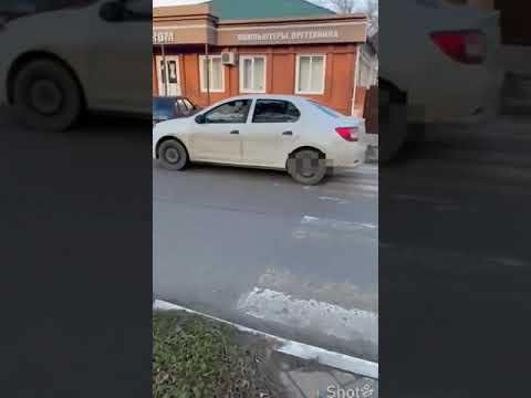 Пьяный водитель распугал пешеходов в Армавире