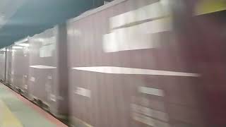 1064列車🍑JR貨物桃太郎EF210−312押し🍑長府駅🎵