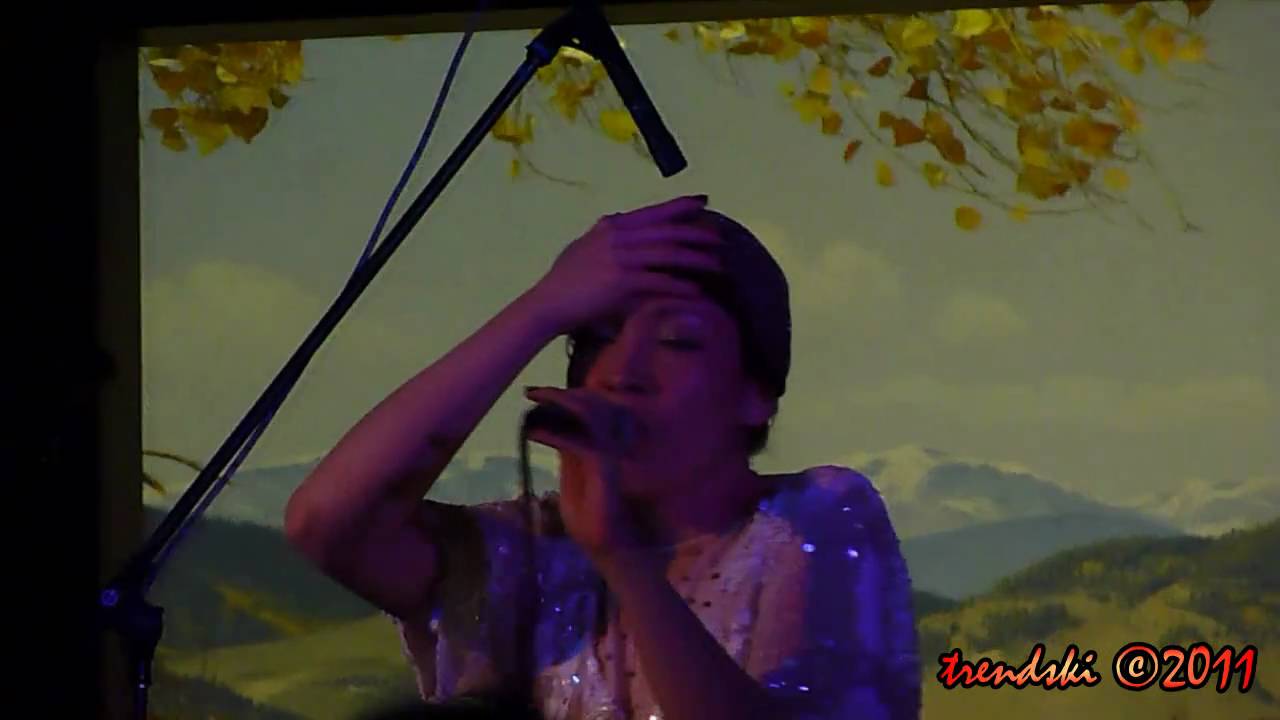 Little Dragon - After The Rain (Live @ Natural History Museum for First Fridays)