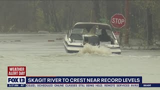 Skagit River to crest near record levels