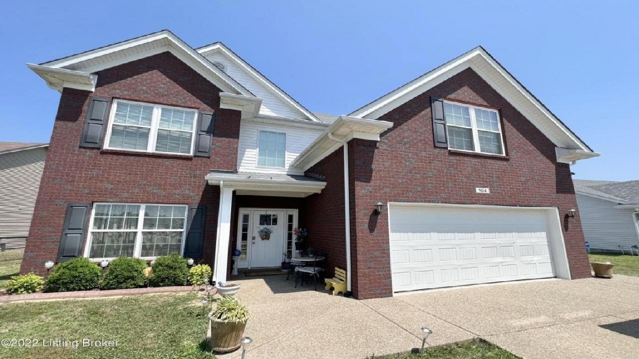 164 Mandarin Ct, Shepherdsville, KY Presented by Amy Pruitt.