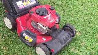 How to fix a self propelled lawn mower Troy Bilt TB200 fixed the self propelled belt on lawn mower