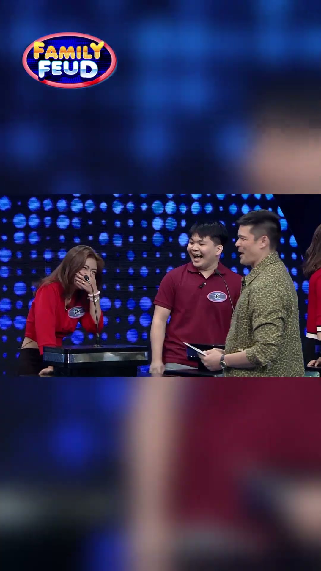 Ayaw mo makipag-holding hands kasi? #shorts | Family Feud