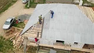 Четырехскатная шиферная крыша. Иваново Беларусь Четырехскатная шиферная крыша. Иваново Беларусь