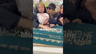 İpek Toplusoy 10 Yaşındaki Kızı Selinin Cenazesinde Baygınlık Geçirdi.. Şfet