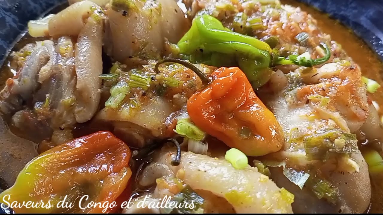 Makoso  / pieds de porc : un classique réconfortant à la Congolaise.