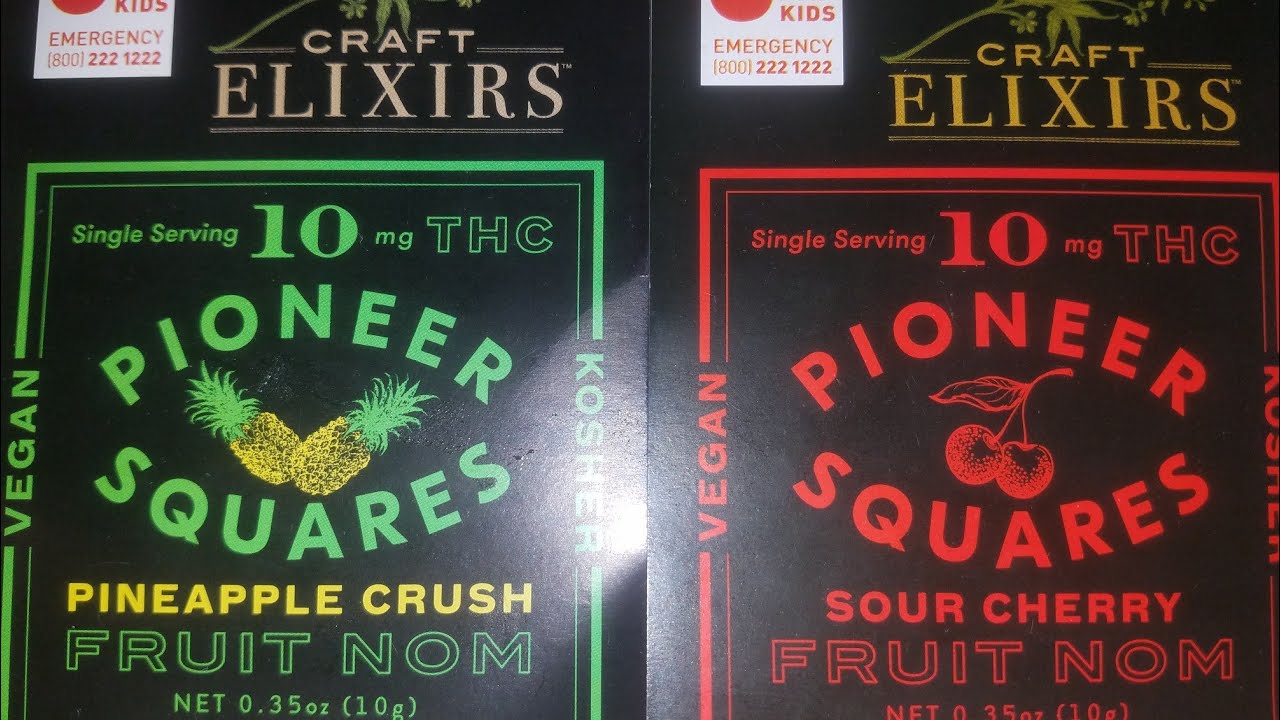 EDIBLE REVIEW PIONEER SQUARES FRUIT NOM !!!!!!!!