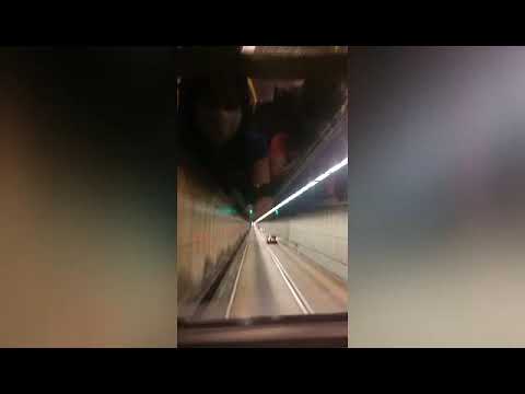 Aberdeen Tunnel Hongkong - YouTube