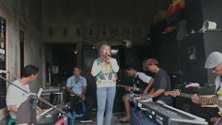 Trauma nirwana musik Semarang.. amalia