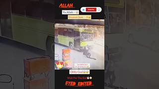 Bus Driver's Quick Reaction Saved Two Lives! ❤️🚍#RoadSafety #BusDriverHero #QuickReaction#
