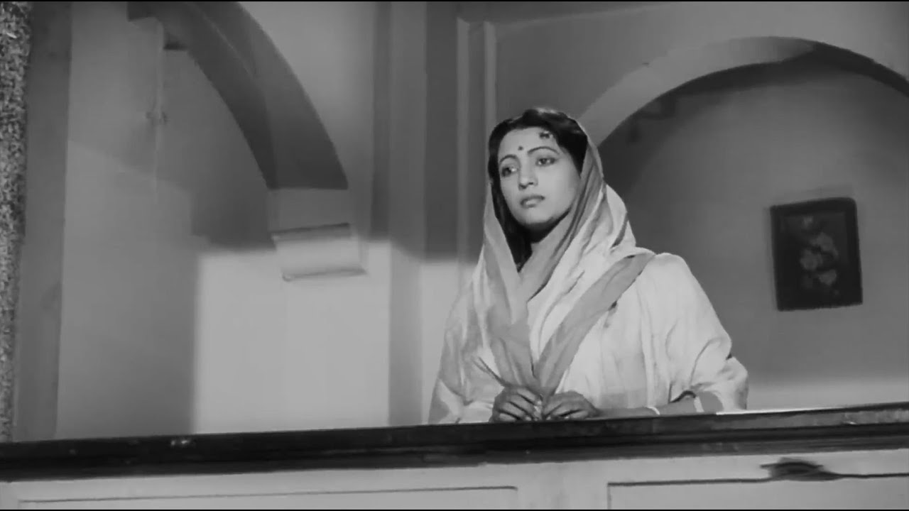 Deko na amare deko na by Asha Bhosle  Tagore song  Videomix