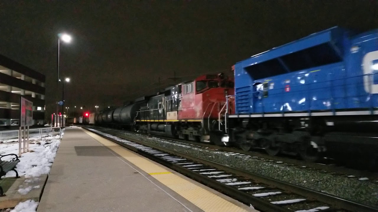 CN 8952 Leads CN A446 Past O Hare Transfer YouTube cn-8952-leads-cn-a446-past-o-hare-transfer-youtube