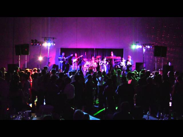 Rang Dong Show Band   New Year 2013 Clip 24 Hoang Yen class=