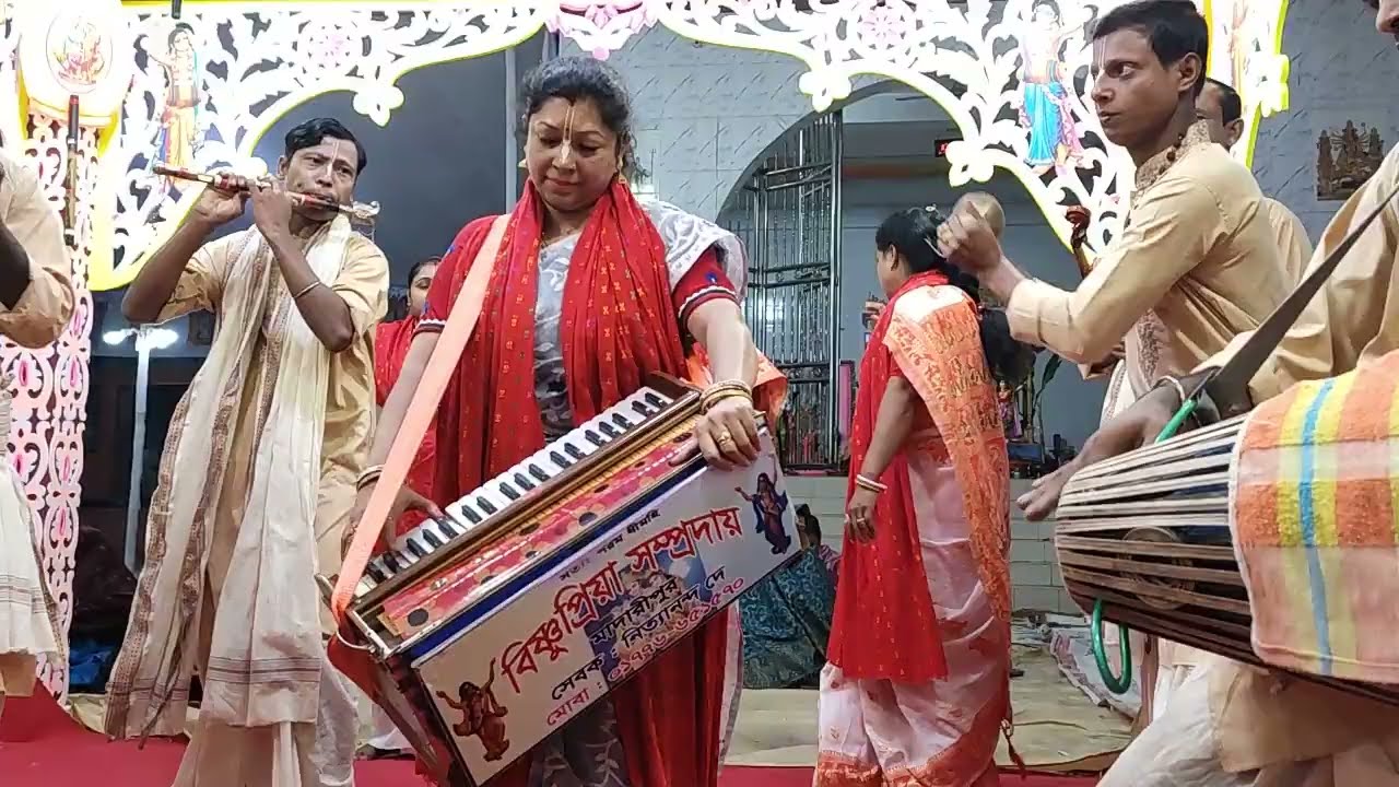 Sri Sri Vishnupriya Community Madaripur Master Sanchita Chakraborty eknam kirtan 