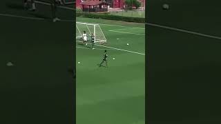 Esses Moleques Do Sub-12 Já Podem Ir Pra Seleção Principal Que Chutaço E Que Defesaça