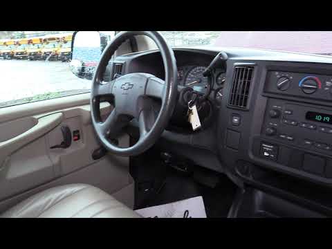 2004-chevrolet-express-11-passenger-van-for-sale-–-s89212