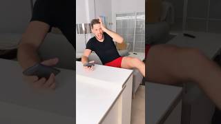 Funny prank #prank #funny #prank #funnyprank #viral #trending #scareprank #scared #haha #fyp #use