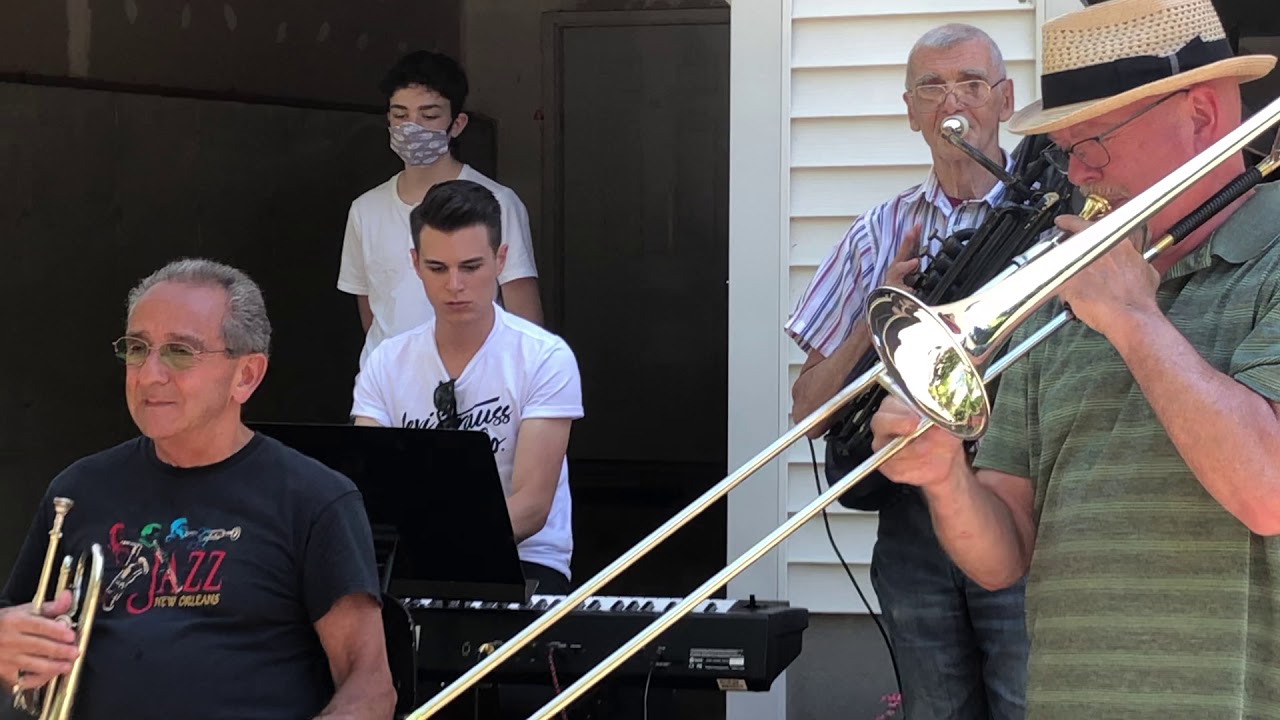 0C1D2809 B615 4EDE BCAE 36DCC19C6F3A  Boates Jazz Band