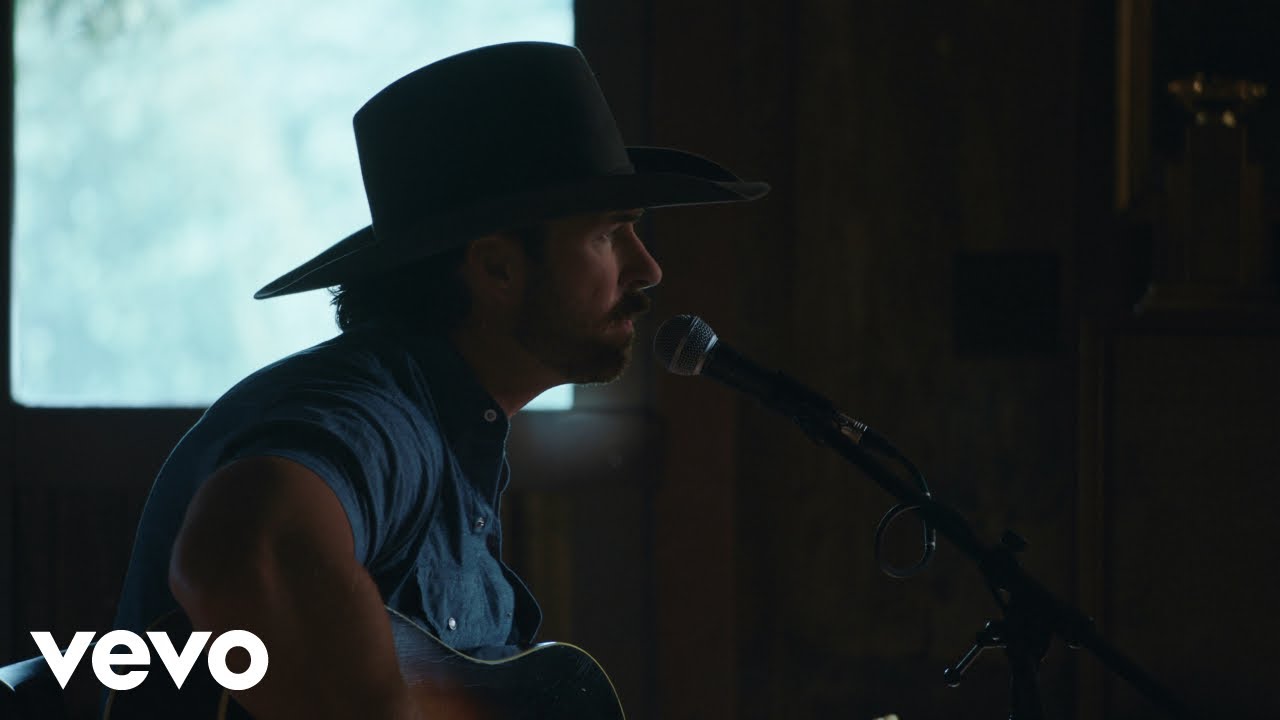 Riley Green - That's Just Me (Acoustic)