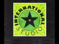 Studio international jusqu l aube 2017
