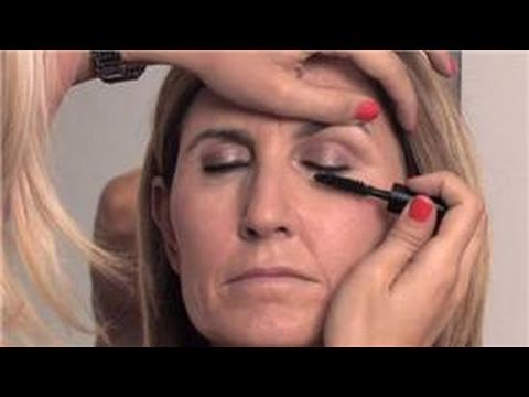 How to apply eye makeup tutorial in old age
