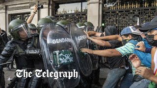 video: Hundreds of protesters clash with police during debate on Javier Milei’s economic reforms