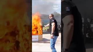 Yangın Söndürme Topu Ile Saniyeler Içinde Yangın Sönüyor Resimi