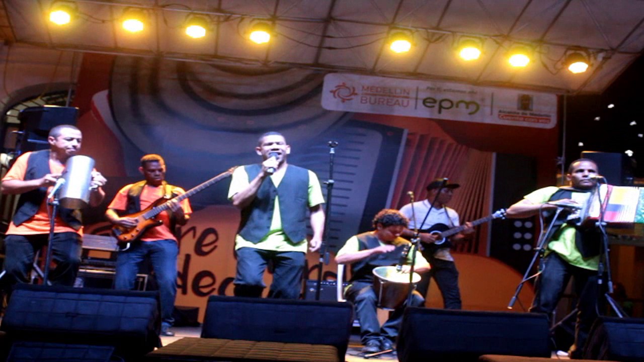 GRUPOS VALLENATOS EN MEDELLÍNCOLOMBIA 311 3770925 YouTube